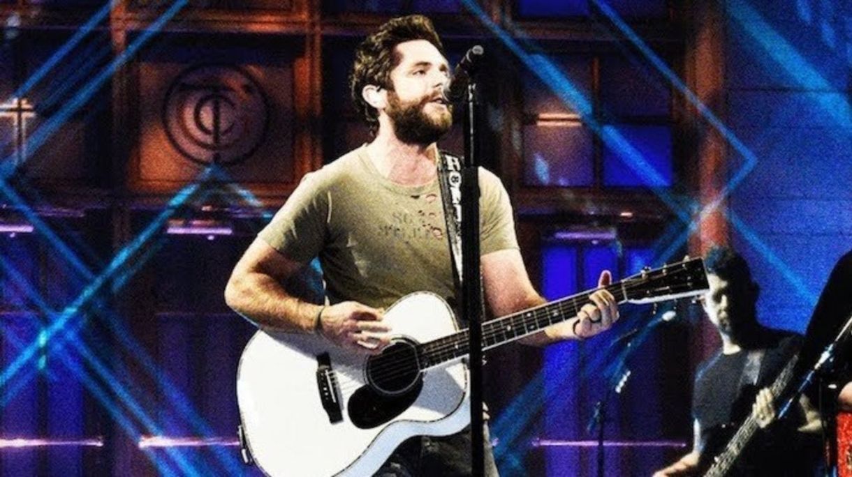 Thomas Rhett Fans feiern neue Musik während 'SNL' Performances